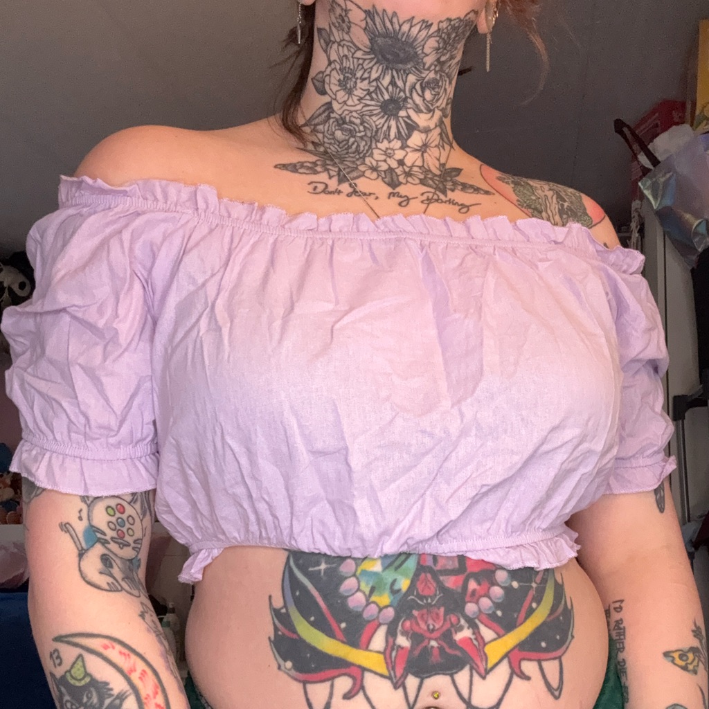 Off The Shoulder Puffy Crop Top